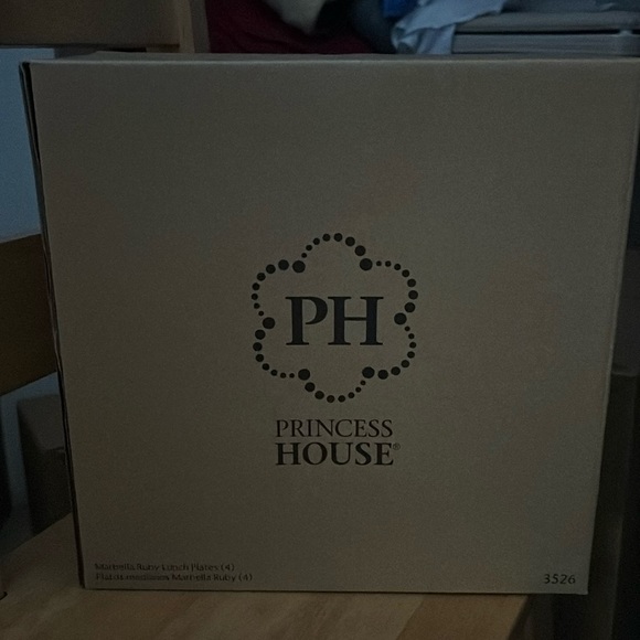 Ruby Lunch Plates (4) - Picture 3 of 3